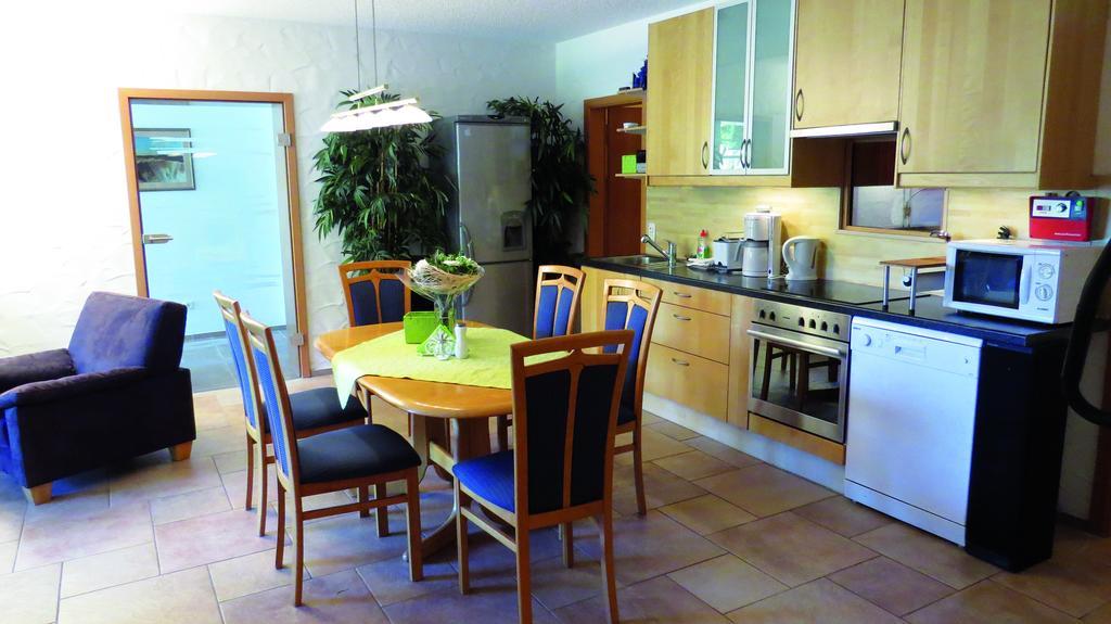 Wellness Apartments Sophienhoehe Am Teich Mechernich Quarto foto